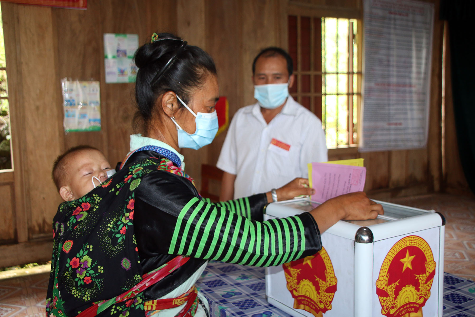 Ngày hội bầu cử trên quê hương Bác Hồ